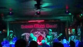 Lower Class Brats - Do It Again / Dangerous Minds (live)