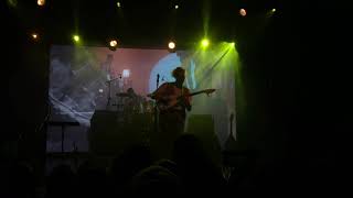 Yellow Days - Nothing&#39;s Going To Keep Me Down