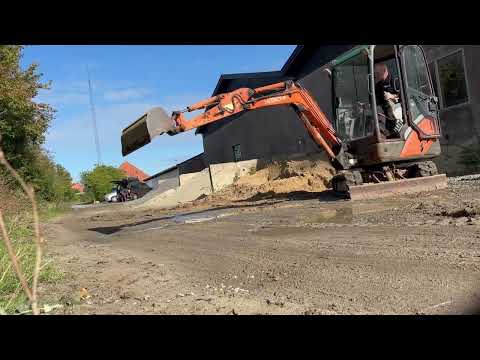 Video: Haitachi ZAXIS 18 minigraver 1
