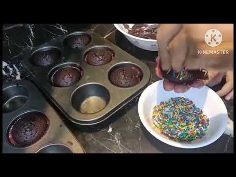 Recipe of chocolate cup cakes /Nafeesa ka kitchen
