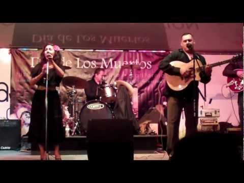 Sal and Isela con Los Salerosos- Sudor (Dia de Los Muertos 2012)