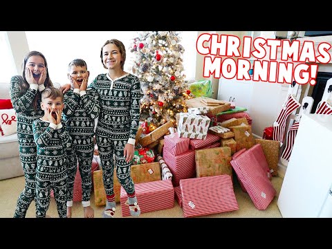 CHRISTMAS MORNING OPENING PRESENTS 2020!! | JKREW