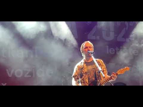 The Feet - Nad stádem koní (Buty)