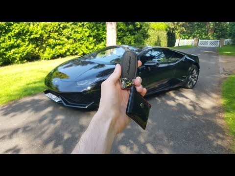 2016 Lamborghini Huracan LP610-4: In-Depth Exterior and Interior Tour + Exhaust!