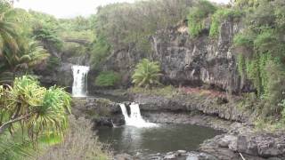 preview picture of video '7 Sacred Pools and Oheo Gulch, Maui [HD]'