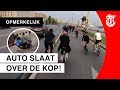 Fietsers zien auto keihard crashen