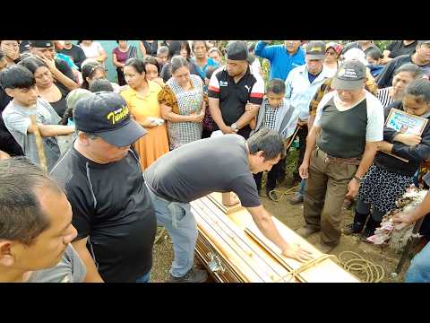 "Despedida con Honores: Funeral de Fernando José en Alotenango Guatemala"