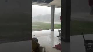 Download lagu Langit bisakah kau turunkan hujan dengan petir... #shorts mp3