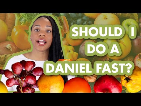 Dietitian  Breaks Down The Daniel Fast 🥗 What Is The Daniel Diet?
