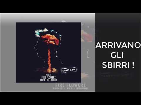 DANTI feat. SHADE - Arrivano gli sbirri (Lyrics)