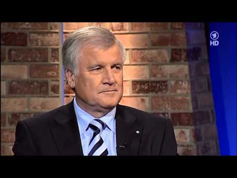 Horst Seehofer, erklärt warum Wählen sinnlos ist !!! Bei Pelzig 20.5.2010