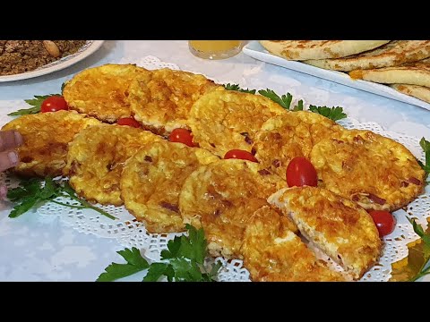 Mini quiches with leeks and bacon