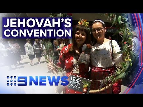 Melbourne’s Marvel Stadium kicks off Jehovah’s Witness convention | Nine News Australia