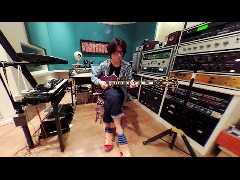 ３６０動画）元JUDY AND MARYのギターリスト・TAKUYAさん