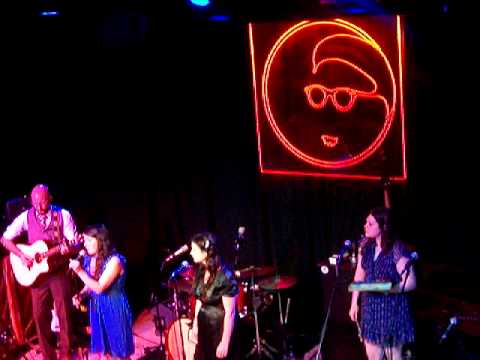 The Unthanks, Annachie Gordan , Manchester ,Band on the wall, 20 10 09