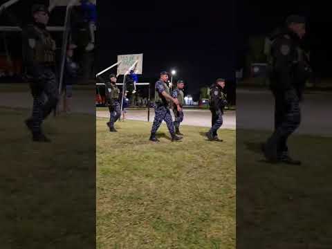Despliegue de efectivos en la Plaza San Cayetano, de Nasser y Moreno