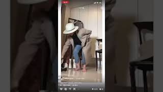 着替え動画を逆再生したら脱衣ショーになったw