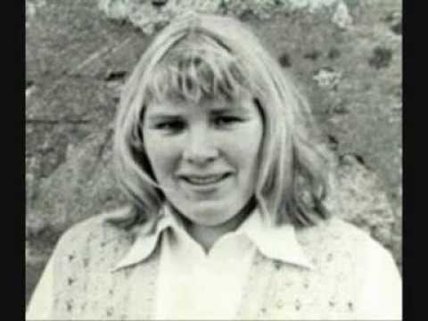Lizzie Higgins - Sandy is a Sailor - Live 1970