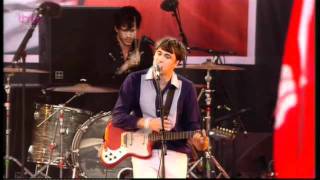 The Vaccines - Wetsuit [Glastonbury 2011]