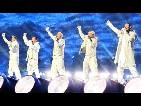 Backstreet Boys: Into The MILLENIUM - Larger Than Life (Front Row Crowd Experience) #backstreetboys
