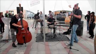 Usurper Slug: The Devil's Chasing Me (Reverend Horton Heat) @ Grossmann Festival 2016