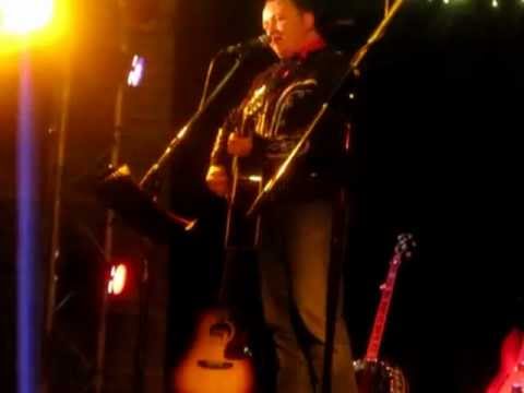 Tristan Newsome : It's Far Too Hot To Be A Cowboy (live 2012)