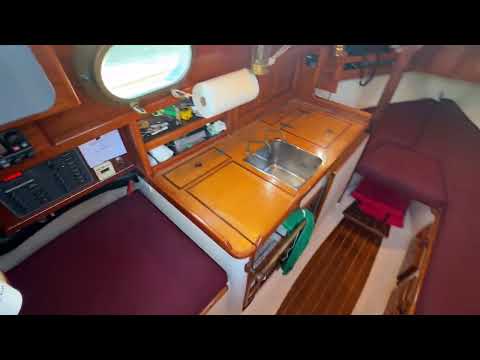 Flicka 20 Interior