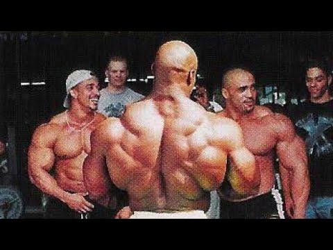 Mr Olympia 2002 Backstage