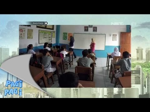 Radio Surprise Dari Murid Untuk Guru - Pagi Pagi 17 Agustus 2015