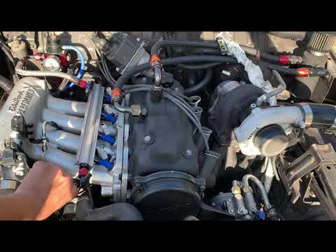 Suzuki Samurai 1.3 8v Turbo with A/C Under the Hood