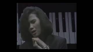 Download lagu Nicky Astria - Bias Sinar   Composer - Younky S/Pamungkas N.M. (1990) mp3