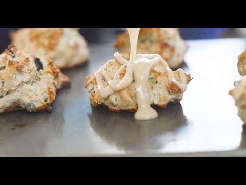 download lagu mp3 mp4 Blueberry Maple Syrup Scones, download lagu Blueberry Maple Syrup Scones gratis, unduh video klip Blueberry Maple Syrup Scones