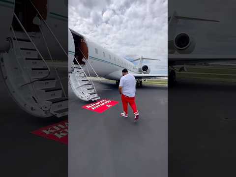 Let's fly ✈ DJ Khaled -  Private jet #djkhaled #private #jet #fly #shorts