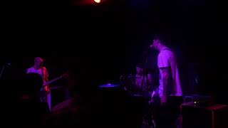 Gnarwolves - A Gram Is Better Than A Damn (Live Durer Kert)