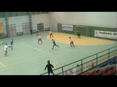 GAF Jasna Gliwice vs Strzelec Gorzyczki 04.12.11