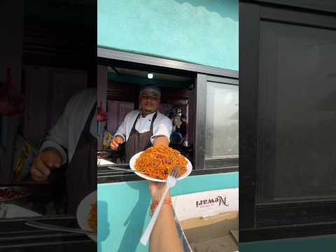 Nepali Chicken Chowmine #nepal #streetfood #indian #shorts