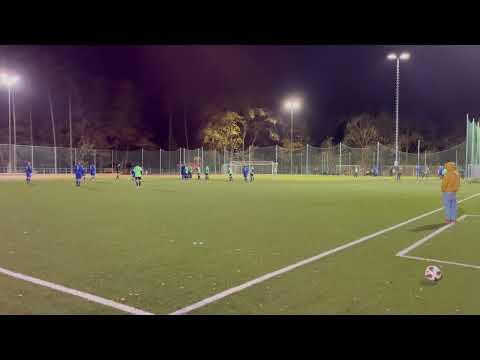 David Čech se trefuje z trestňáku