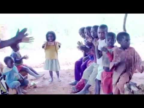 2015-11-02 En taktfast liten flicka