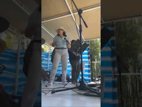 Canto del Valle de Villa Regina Río Negro en la fiesta provincial del Gaucho  Chichinales Río Negro.