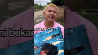 Download lagu omped asli terjebak di pagar biru 😫 mp3