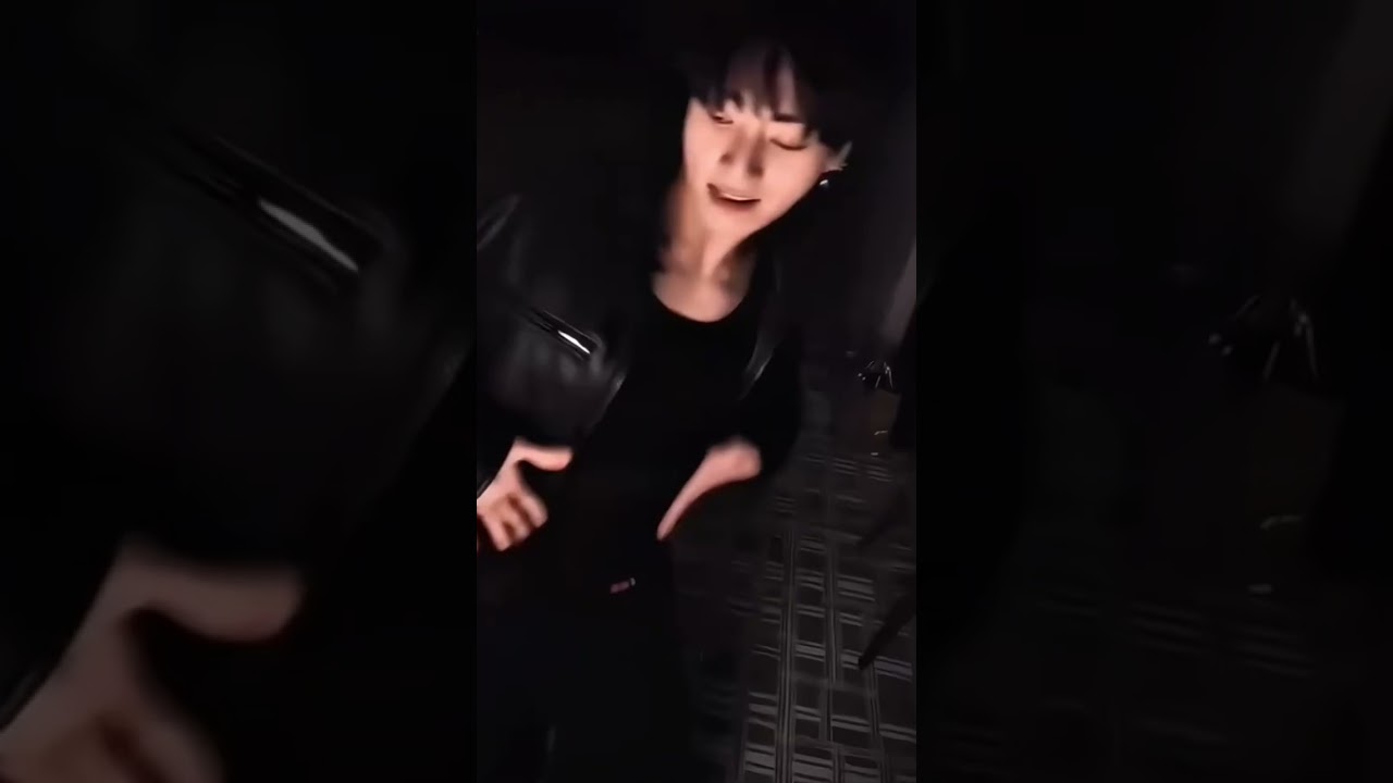 ahhhh😭💥#viral #bts #kpop #fypシ #fypppppp#jungkook #shorts#viralvideo #jk#btsjk#like#viral#dance #hot