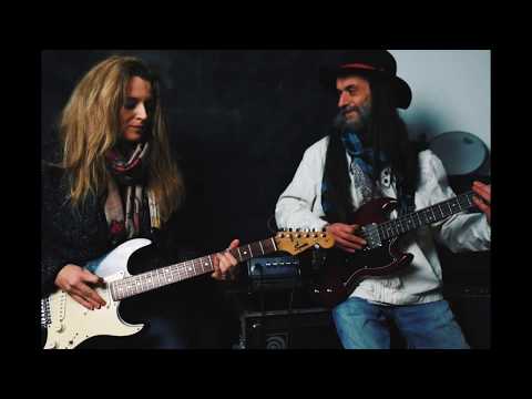 Miroslav i Gordana Evačić - Tema kaosa