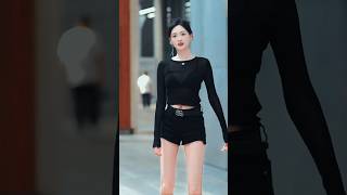 beautiful girl street fashion outfits style #tiktok #chinesefashion #mejoresstreetfashion #shorts