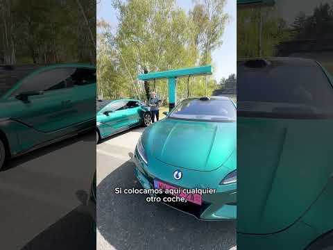 ¿Cuánto tarda el Denza Z9 GT en recargarse? #cochesnet #coches #denza #byd #denzaz9 #shorts