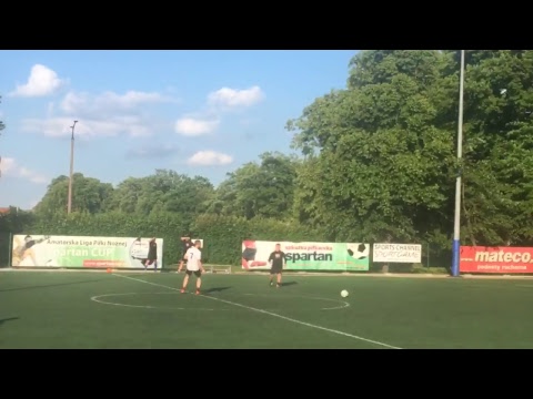 31.05 Perosna Direktservice (czarne) - Olimpia Sępolno (białe)