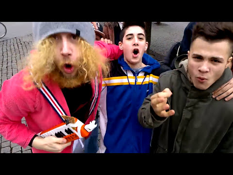 LUPI NEGVI FEAT GILO - COLACOLACOLACOLA