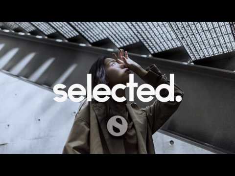Videoclip de Scared to Be Lonely (Loud Luxury Remix) — Martin Garrix