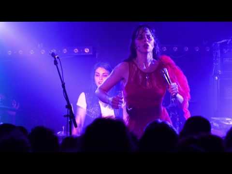 LE BUTCHERETTES - Dress Off