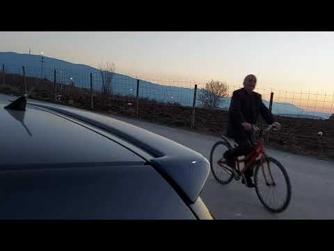 Me biçikletë në Shpëtim (Namaz)