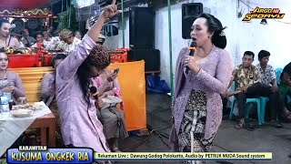 Download lagu MISTER MENDEM heni podang & bANcEt cOKEK sRAGEN kusuma oNGKEK riA mp3 Download lagu MISTER MENDEM heni podang & bANcEt cOKEK sRAGEN kusuma oNGKEK riA mp3